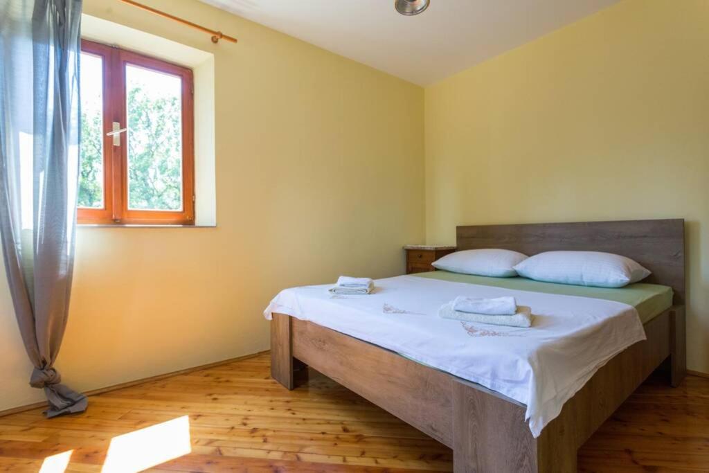 Sleep & Fly Cottage Cilipi Luaran gambar