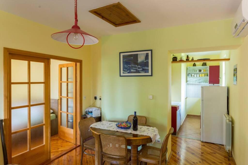 Sleep & Fly Cottage Cilipi Luaran gambar